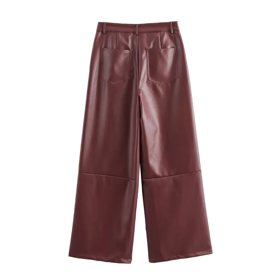 Kunstlederhose Burgundy Rot – Weit geschnitten, Elegant & Vegan